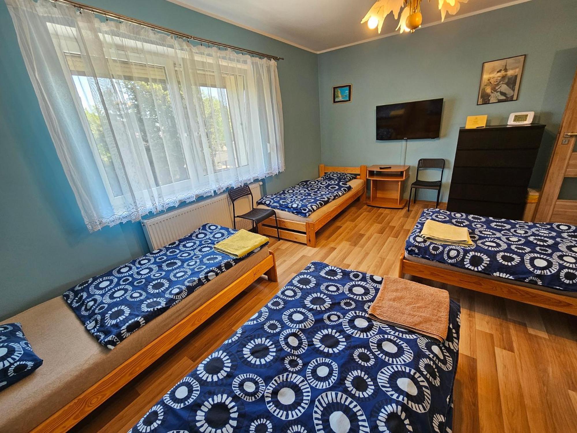 Taniespanie Rokietnica Rokietnica  Extérieur photo